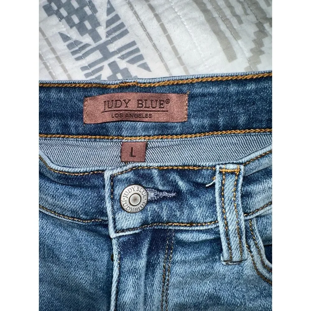 Judy Blue Womens Large Light Wash Denim Cutoff Shorts Raw Hem Stretch Mid Rise